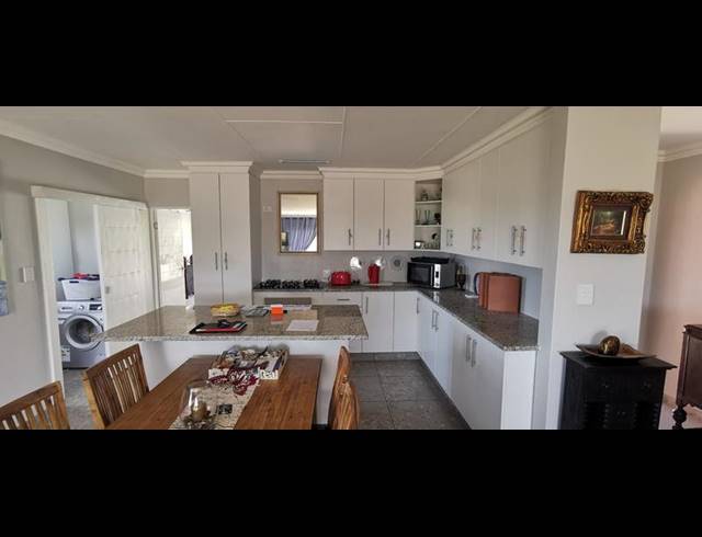 3 BEDROOM HOUSE FOR SALE IN SEEMEEU PARK